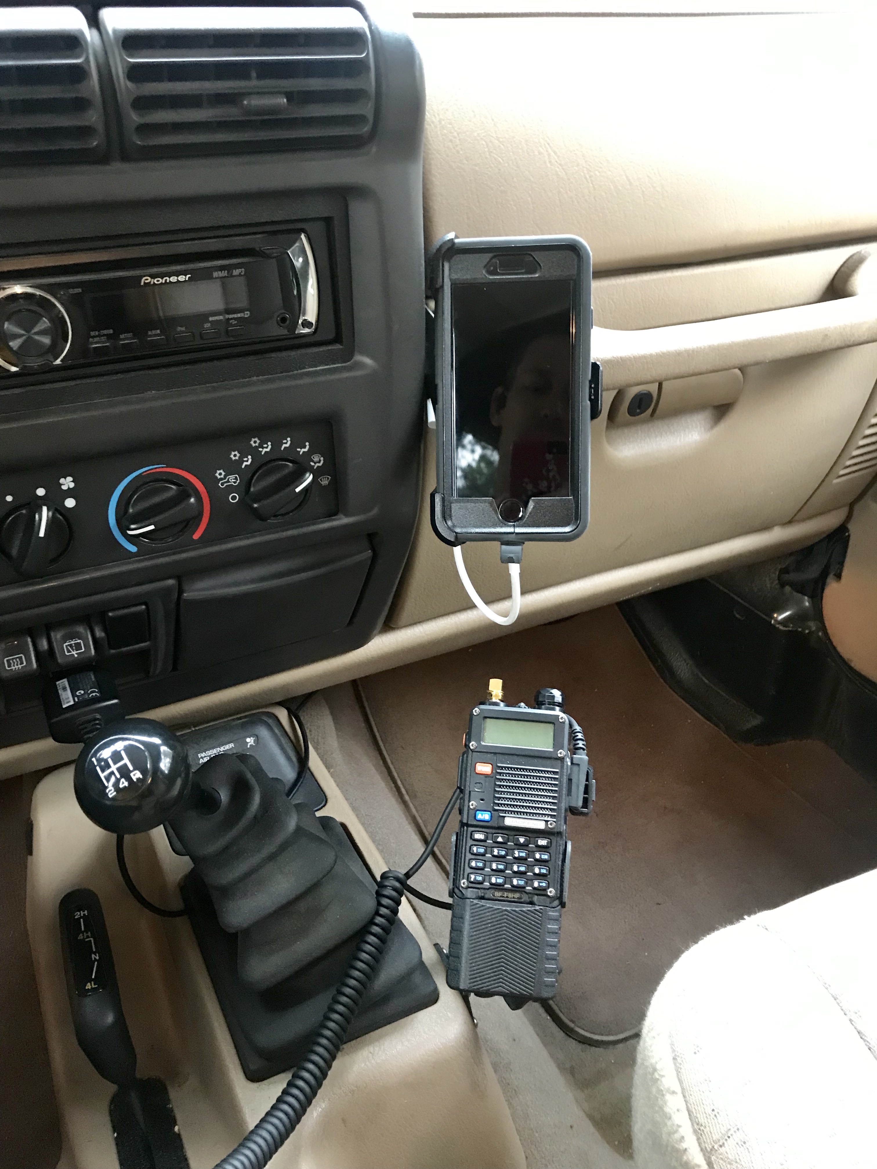 How I Mounted a Baofeng Radio in my Jeep Wrangler (2002 TJ)
